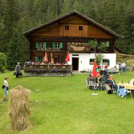 Haus Gstrein Serafin *